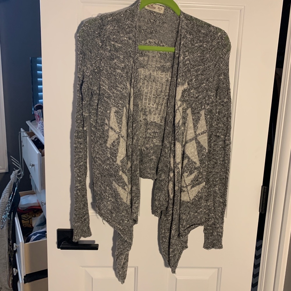 Grey cardigan
